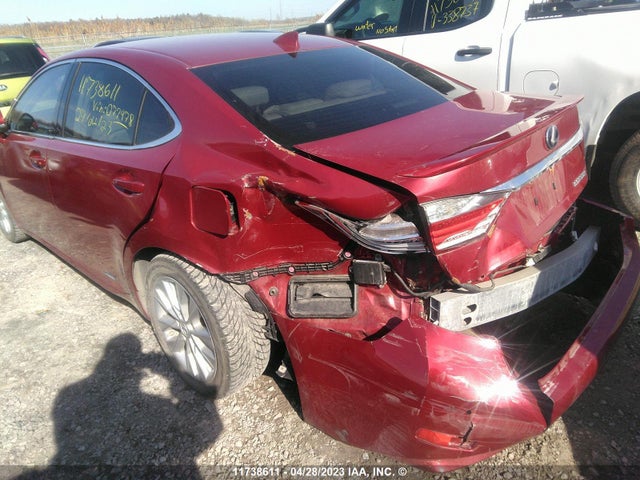 JTHBW1GG0F2077978 Lexus ES 300H