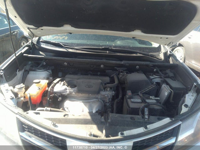 Toyota RAV4 LE 2015 2T3BFREV8FW364655 Image 10