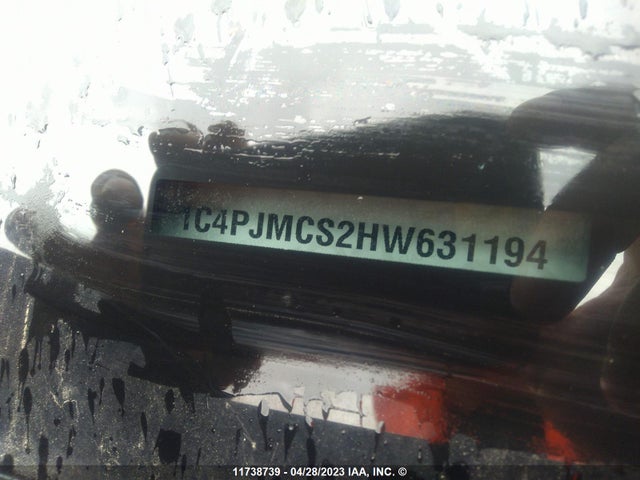 1C4PJMCS2HW631194 Jeep Cherokee North