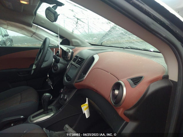 Chevrolet SONIC LT 2016 1G1JC6SB3G4172080 Image 5