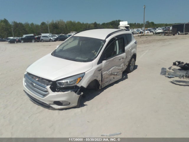 Ford ESCAPE SE 2017 1FMCU9GD6HUA05458 Image 2