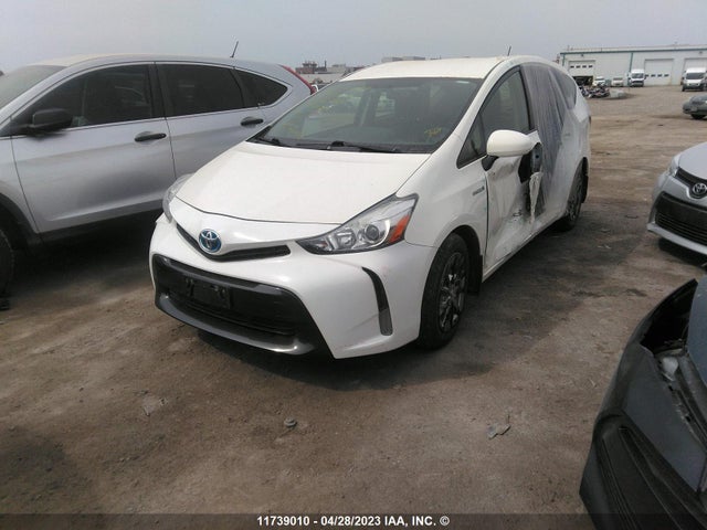 Toyota PRIUS V 2015 JTDZN3EU8FJ021798 Image 2