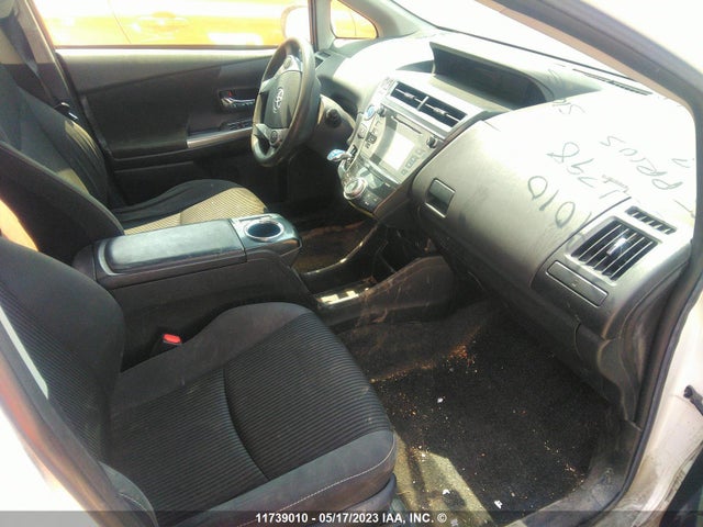 Toyota PRIUS V 2015 JTDZN3EU8FJ021798 Image 6
