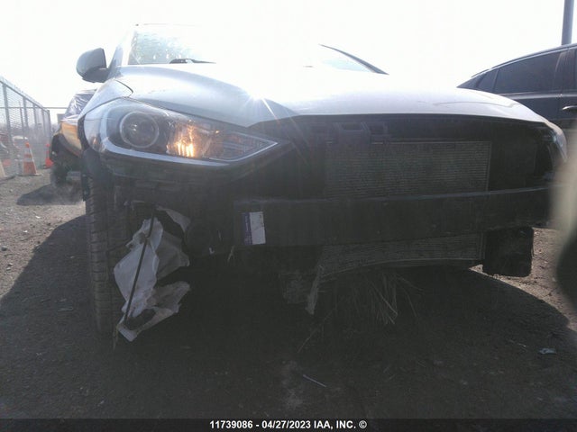 Hyundai Elantra Le 2017 5NPD74LF1HH045726 Image 8