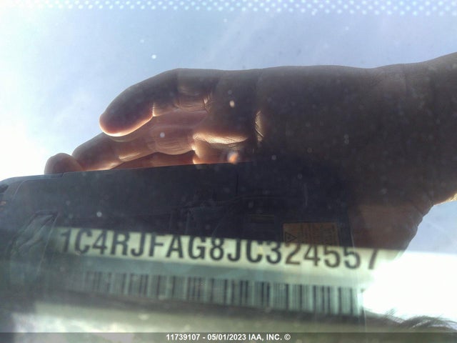 1C4RJFAG8JC324557 Jeep Grand Cherokee Altitude Iv