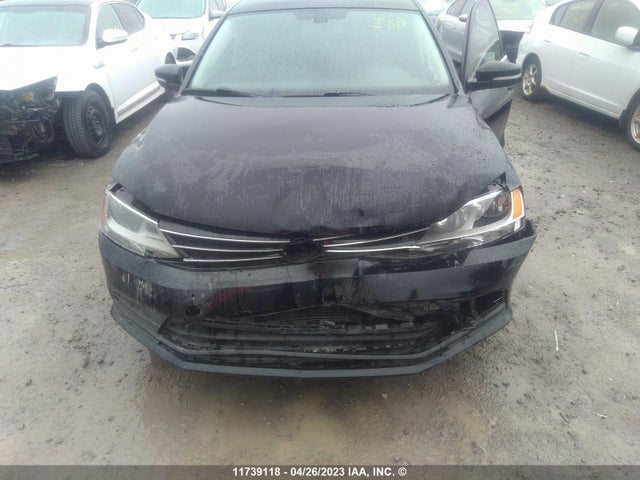3VWD67AJ3GM284583 Volkswagen Jetta Sedan Comfortline