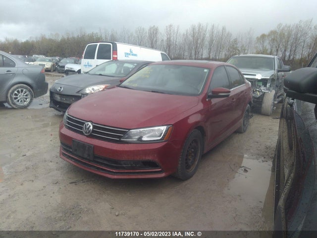 11739170 :رقم المزاد ، 3VWLA7AJ2FM264396 vin ، 2015 Volkswagen Jetta Sedan Highline مزاد بيع