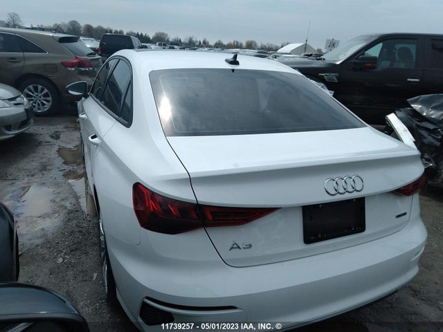 WAUGUCGY8NA020396 Audi A3 Sedan Komfort