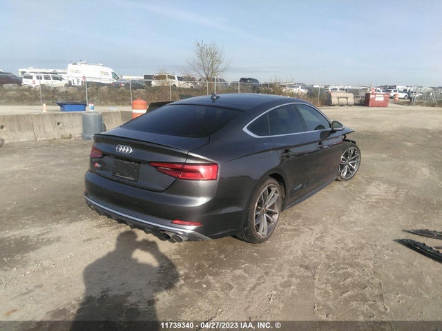 WAUB4CF54JA011450 Audi S5 Sportback Progressiv