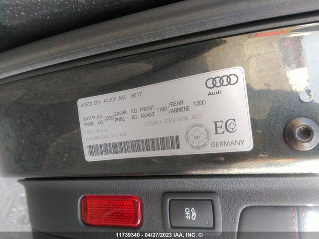 WAUB4CF54JA011450 Audi S5 Sportback Progressiv