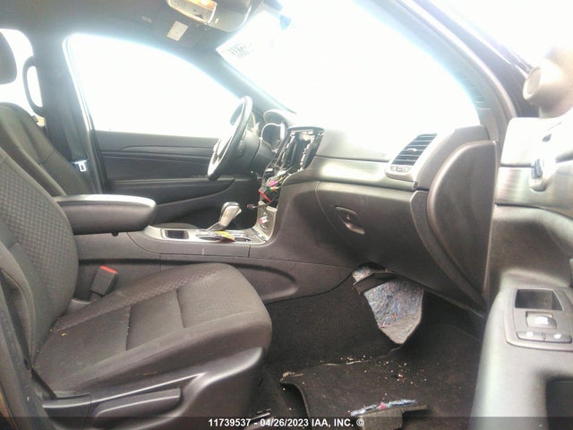 1C4RJFAG6MC576523 Jeep Grand Cherokee Laredo