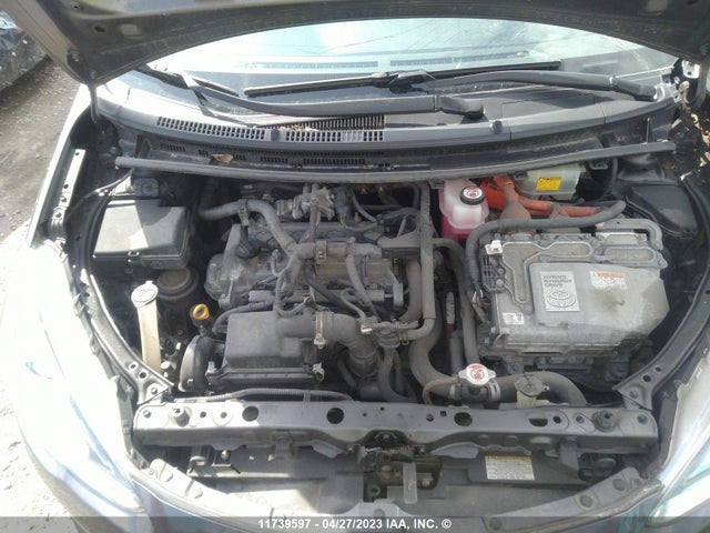 Toyota PRIUS C 2017 JTDKDTB35H1596508 Image 10