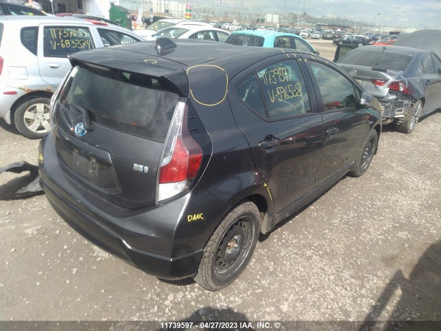 Toyota PRIUS C 2017 JTDKDTB35H1596508 Image 4