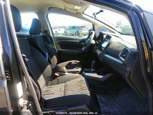 Honda FIT LX 2015 3HGGK5H58FM100506 Image 5