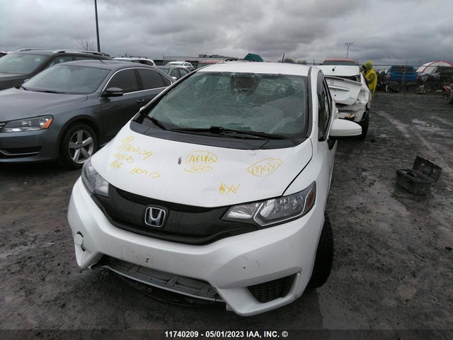 Honda FIT LX 2015 3HGGK5H56FM100570 Image 6