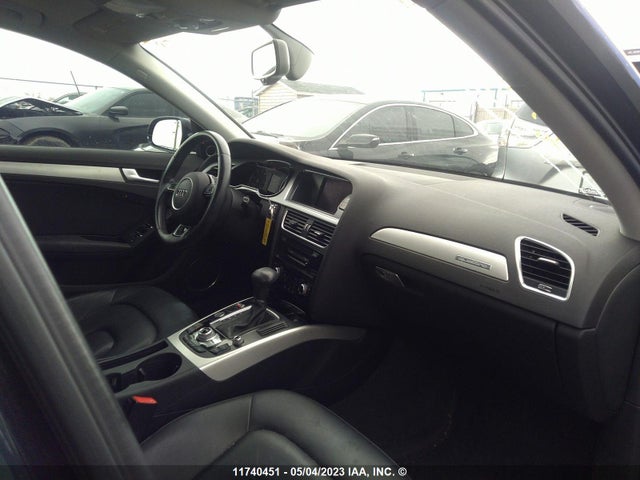 WAUKFCFL8GN003314 Audi A4 Technik Plus