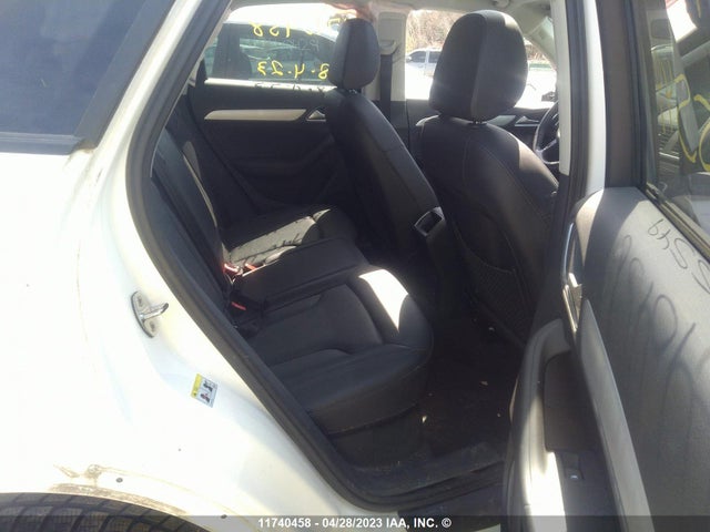 WA1ECCFS4JR015549 Audi Q3 PREMIUM