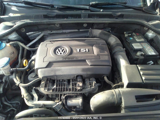 3VWD07AJ2FM318478 Volkswagen JETTA SE