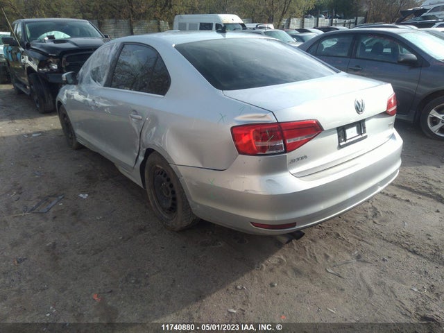 3VWD07AJ2FM318478 Volkswagen JETTA SE