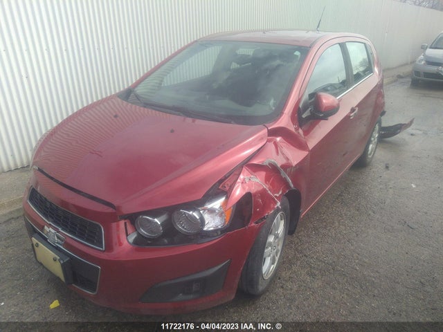 Chevrolet SONIC LT 2014 1G1JC6EH6E4235248 Image 2