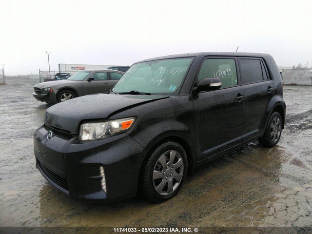 Toyota SCION XB 2015 JTLZE4FE1FJ072772 Image 2