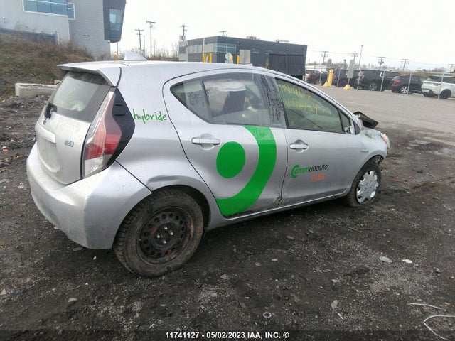 Toyota PRIUS C 2016 JTDKDTB33G1138724 Image 5