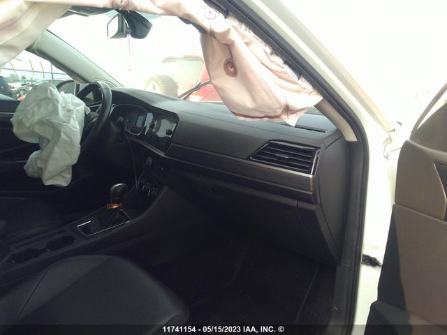 3VWE57BU7KM264622 Volkswagen JETTA SEL