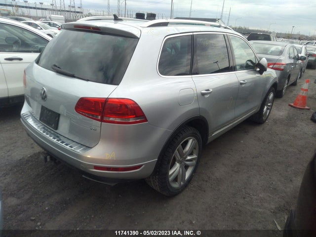 WVGDF9BP9ED006356 Volkswagen TOUAREG V6