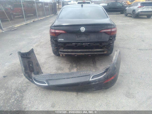 3VWG57BU0KM026068 Volkswagen JETTA
