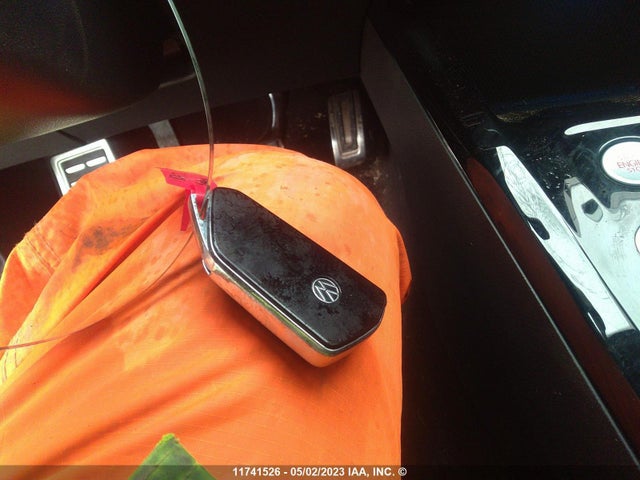 Volkswagen Gti 40th Anniversary 2023 WVW7A7CD1PW154775 Image 3