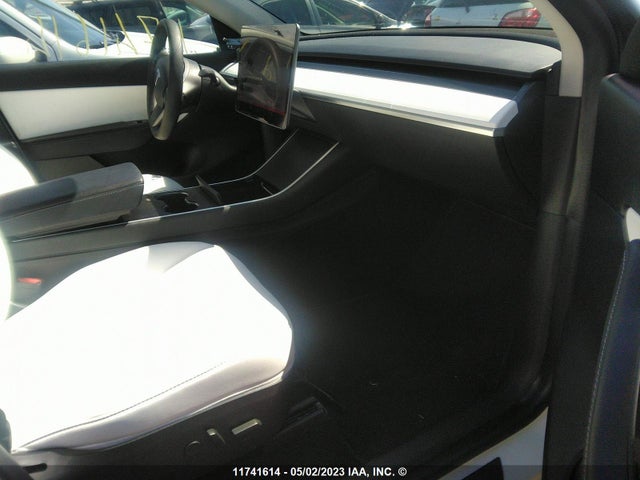 5YJYGDEE0LF036576 Tesla Model Y