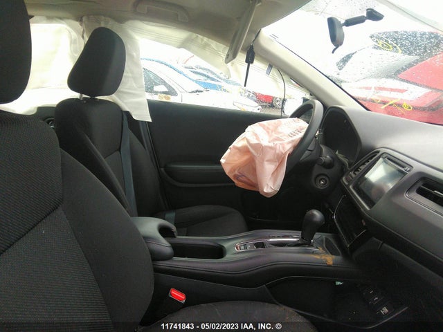 Honda HR-V LX 2016 3CZRU6H39GM112259 Image 5
