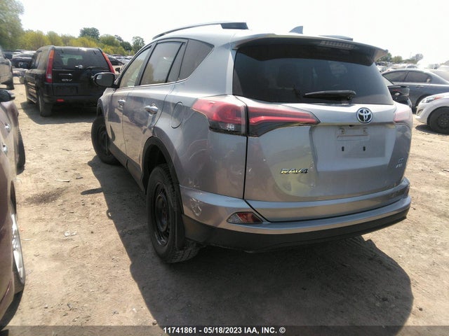 Toyota RAV4 LE 2018 2T3BFREV3JW830629 Image 4
