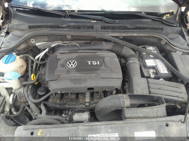 3VWD07AJ7EM409017 Volkswagen JETTA