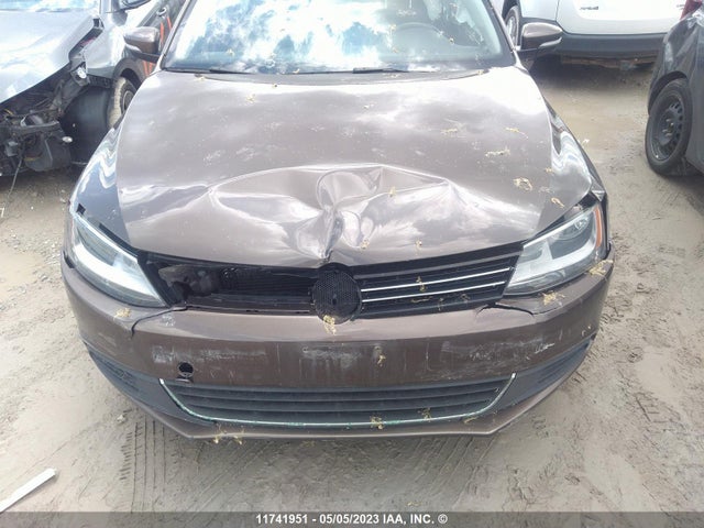 3VWD07AJ7EM409017 Volkswagen JETTA