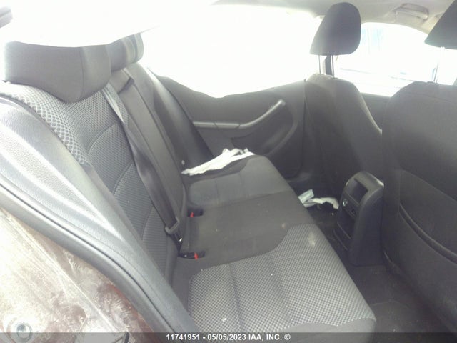 3VWD07AJ7EM409017 Volkswagen JETTA