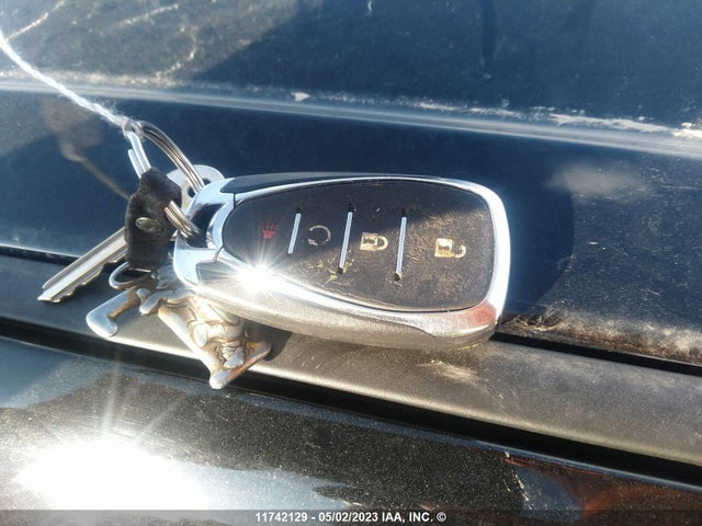 Chevrolet SONIC LT 2017 1G1JD6SBXH4134084 Image 3