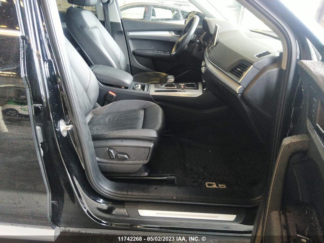 WA1BNAFY5J2174689 Audi Q5 Premium Plus