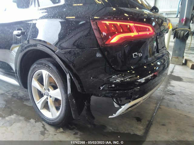 WA1BNAFY5J2174689 Audi Q5 Premium Plus
