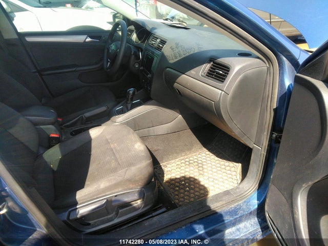 3VW2B7AJ7HM382374 Volkswagen JETTA