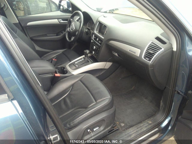 WA1CFCFP7FA022415 Audi Q5 2.0t Komfort