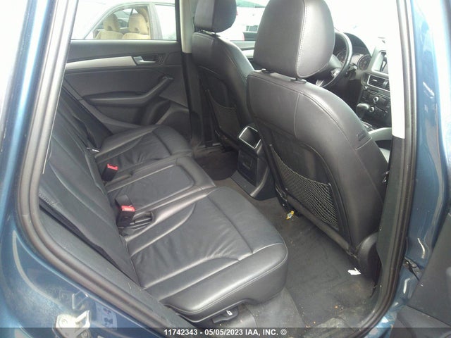 WA1CFCFP7FA022415 Audi Q5 2.0t Komfort