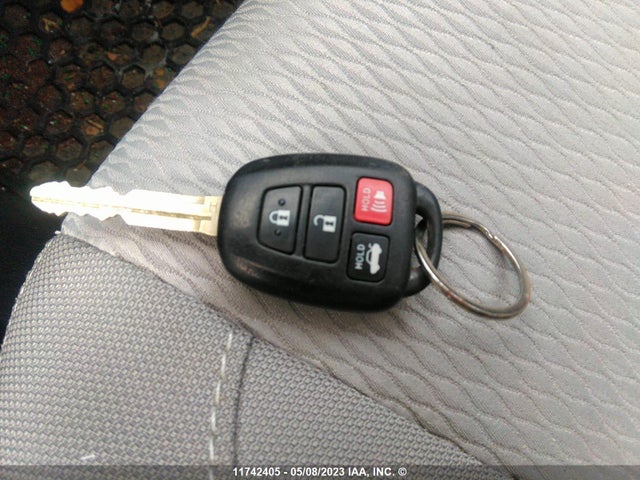 Toyota COROLLA CE/S/LE 2015 2T1BURHE4FC298794 Image 11