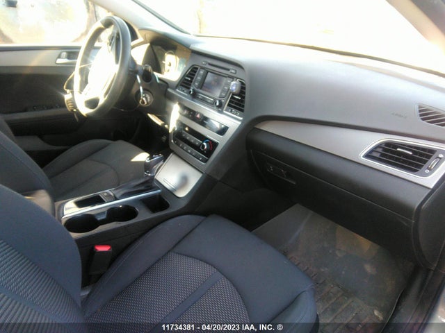 Hyundai SONATA SE 2017 5NPE24AF3HH527247 Image 5