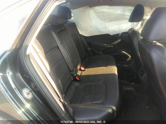 1VWBT7A31HC049507 Volkswagen PASSAT SE