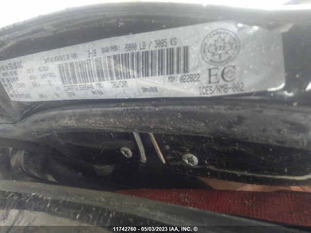 1C6RR7FG7JS245448 RAM 1500 St