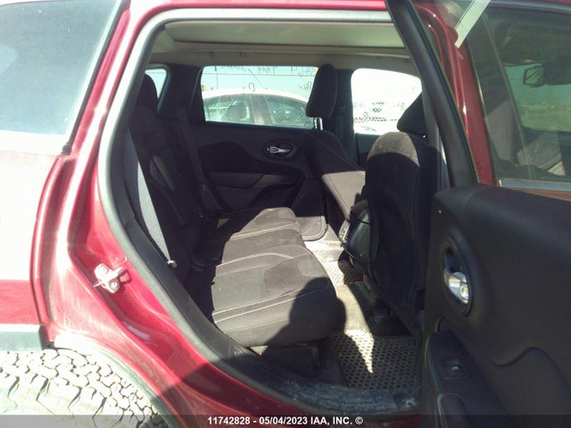 1C4PJMCS8GW147223 Jeep Cherokee North