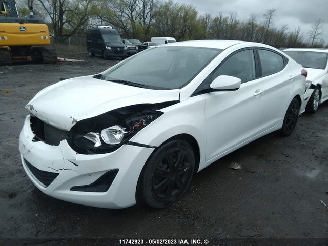 Hyundai ELANTRA GL 2014 5NPDH4AE1EH525557 Image 2