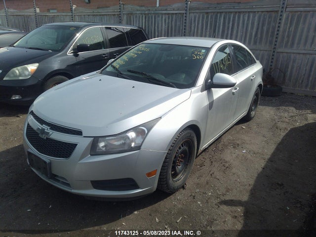 Chevrolet Cruze 1lt 2014 1G1PC5SB4E7379979 Image 2