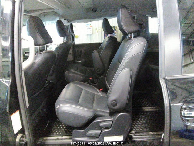 Toyota SIENNA SE 2020 5TDEZ3DC3LS245345 Image 9
